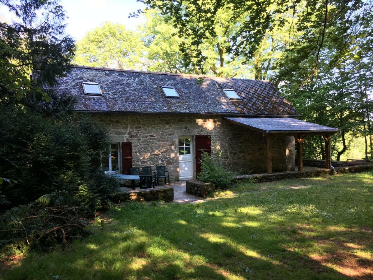 Gites Chateau Le Bois Saint-Julien-aux-Bois Екстер'єр фото