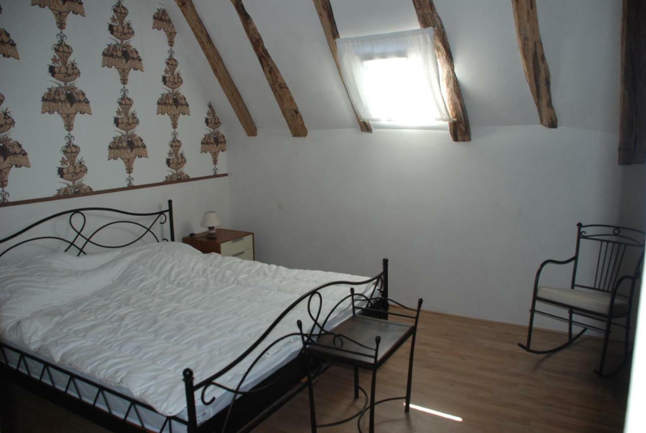 Gites Chateau Le Bois Saint-Julien-aux-Bois Екстер'єр фото