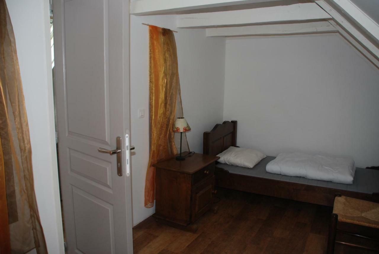 Gites Chateau Le Bois Saint-Julien-aux-Bois Екстер'єр фото
